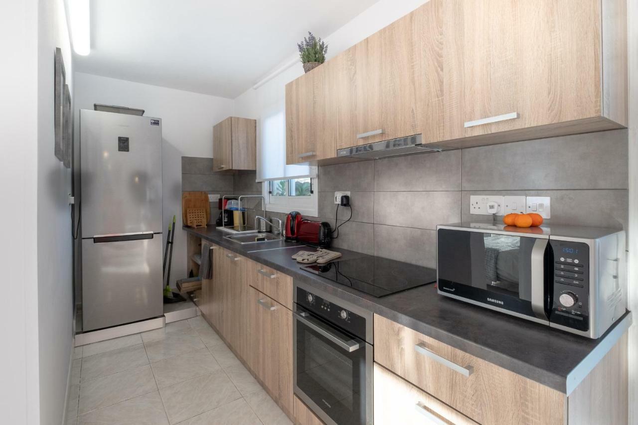 Seaview 3 Bedroom Kings Road Penthouse Paphos Luaran gambar
